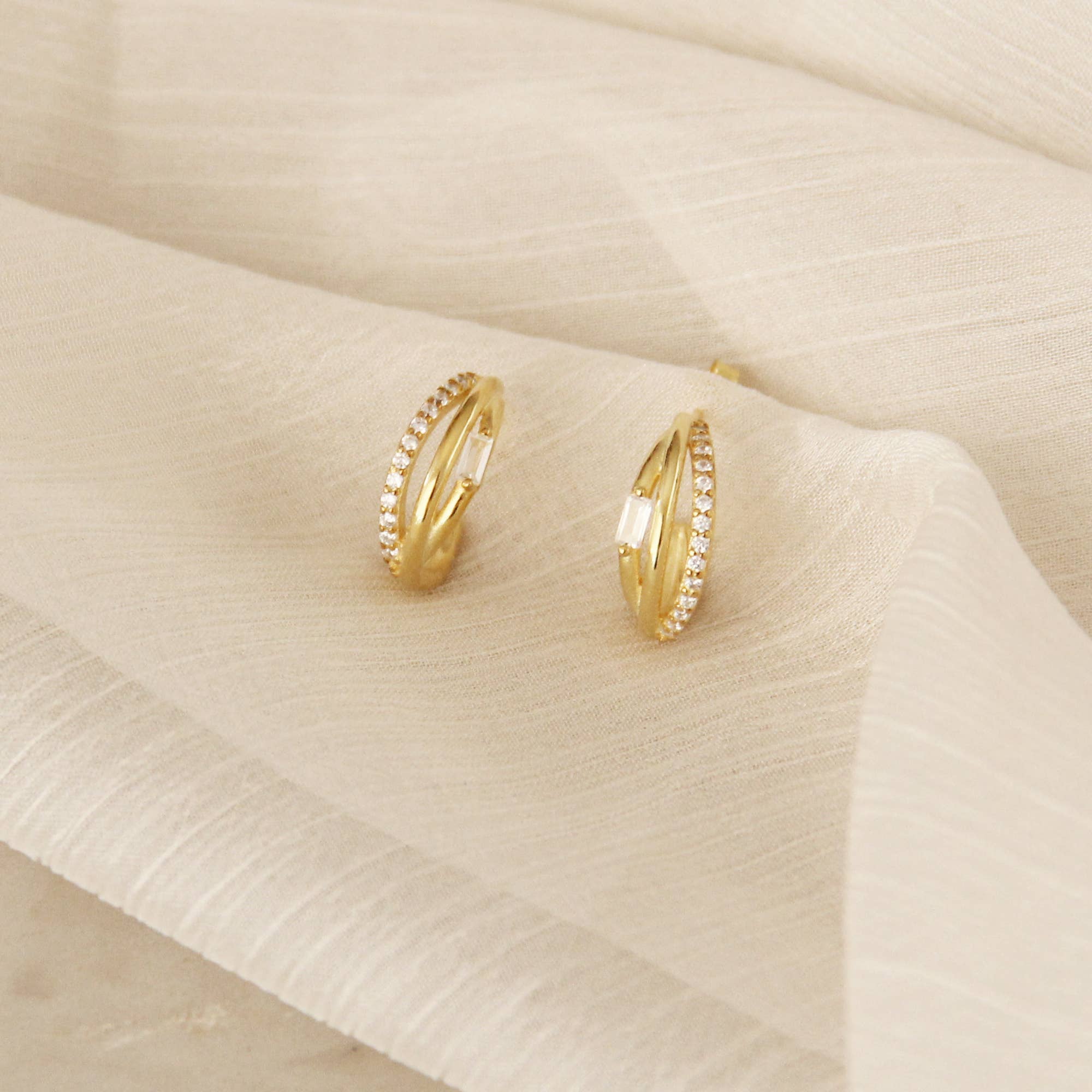 Michelle Semi Hoops