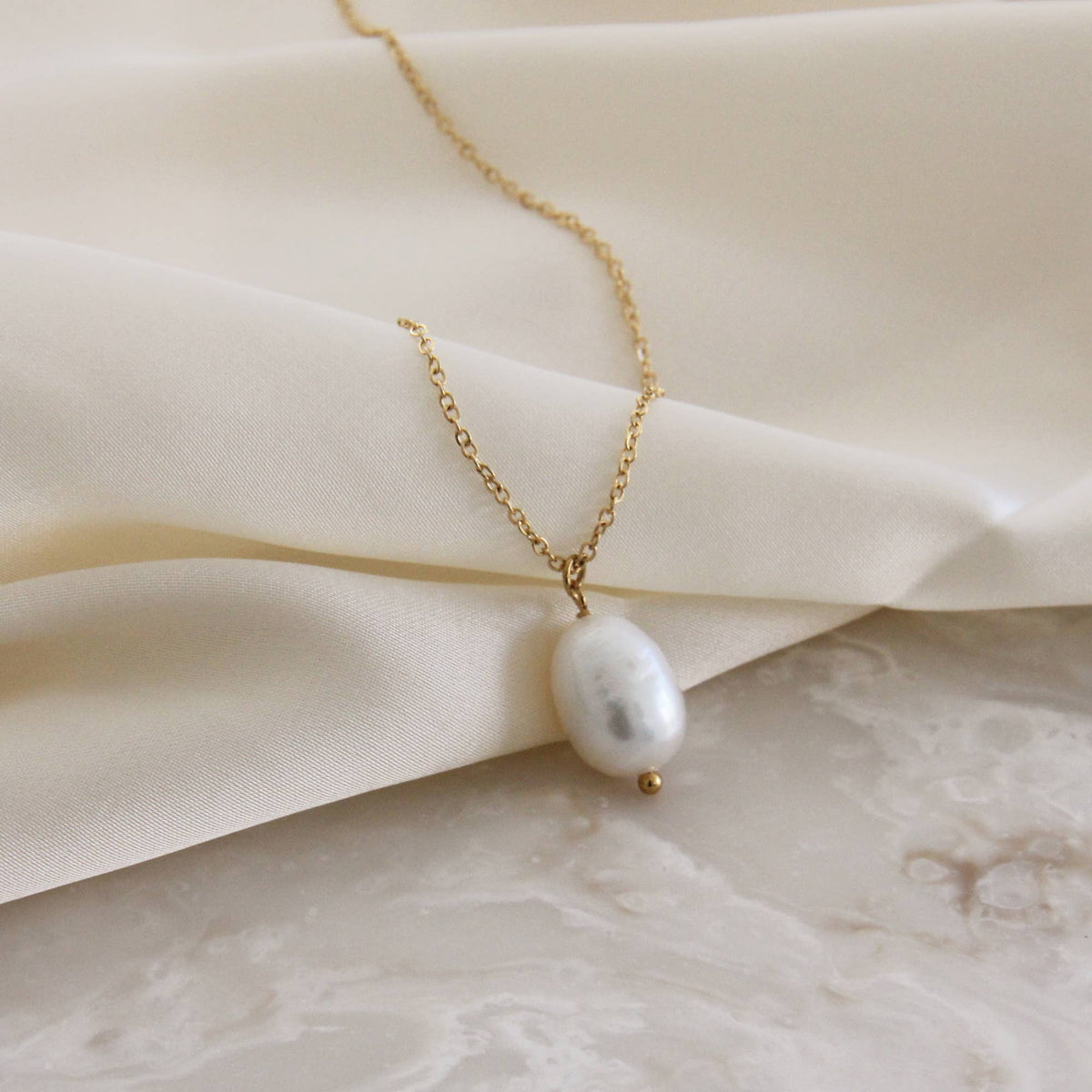 Pearl Pendant Necklace