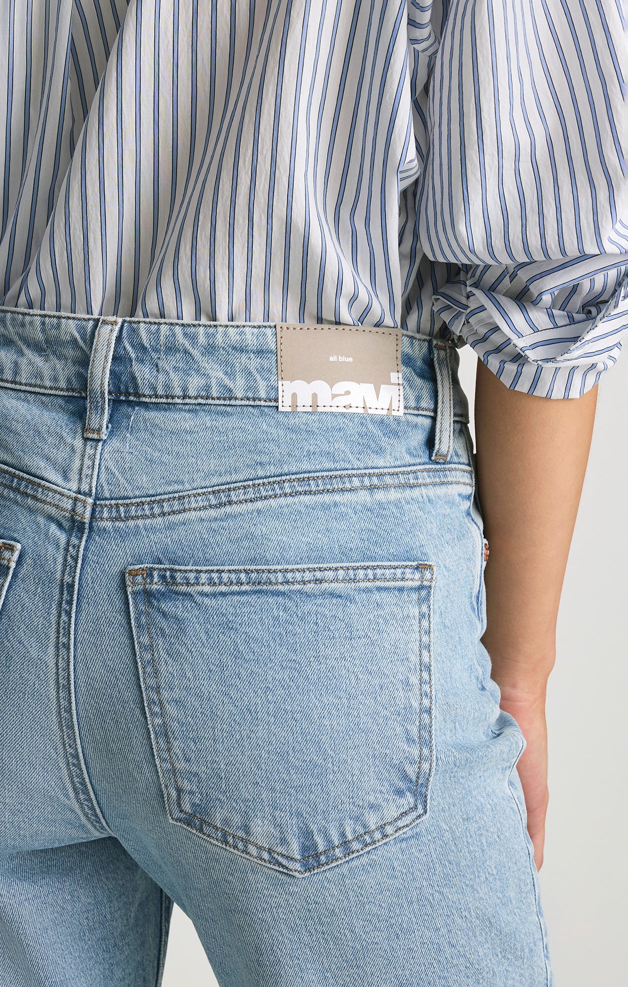 New York Straight Leg Jeans