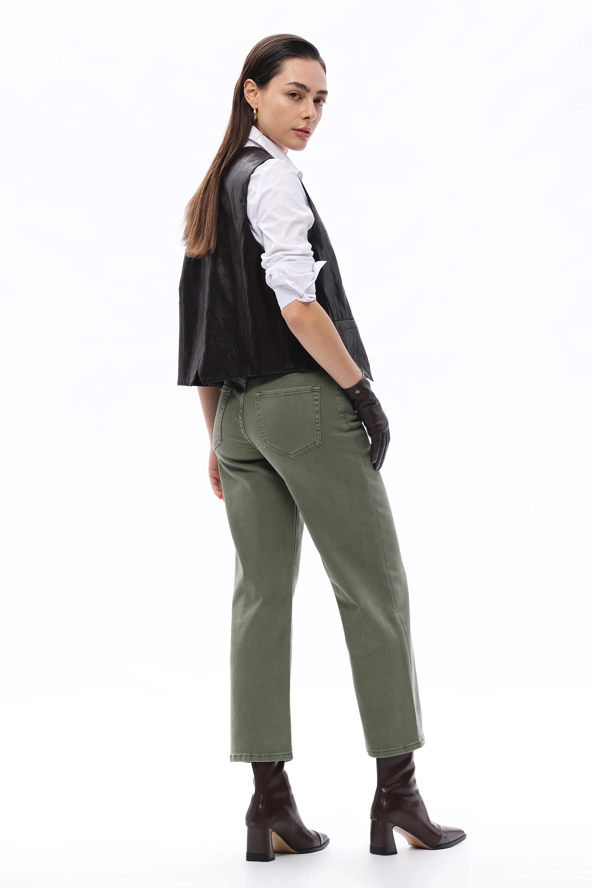 Bella Mid Rise Straight Jeans