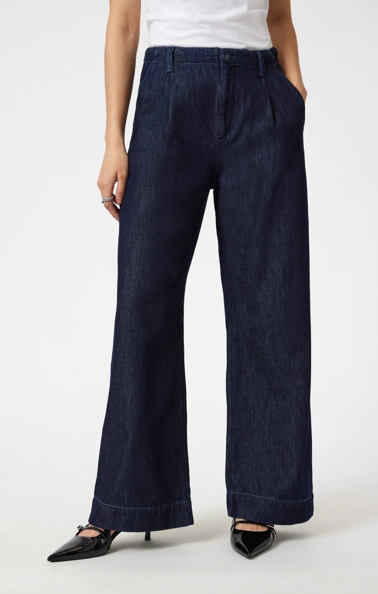 Pera Pleated Wide Leg Jeans