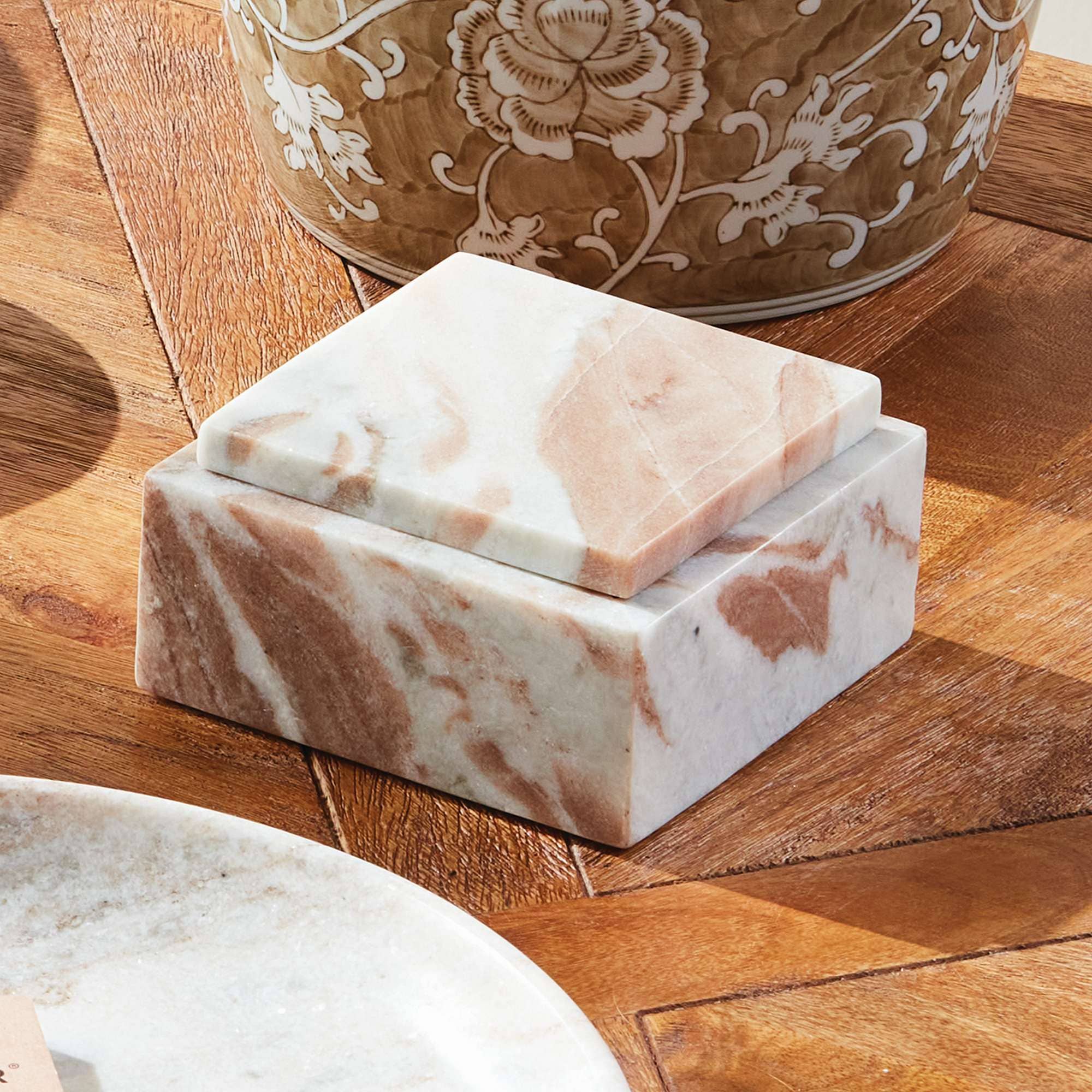 Marble Square Lidded Box Short