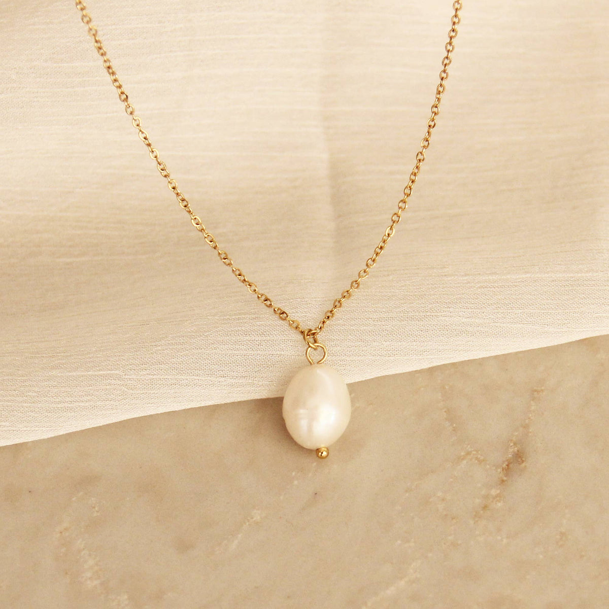 Pearl Pendant Necklace